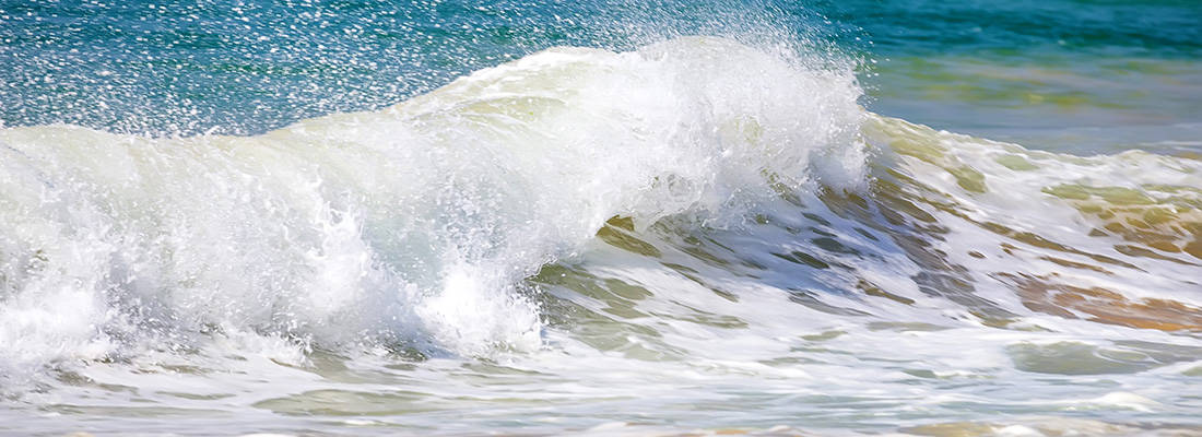 Wave breaking in the ocean 