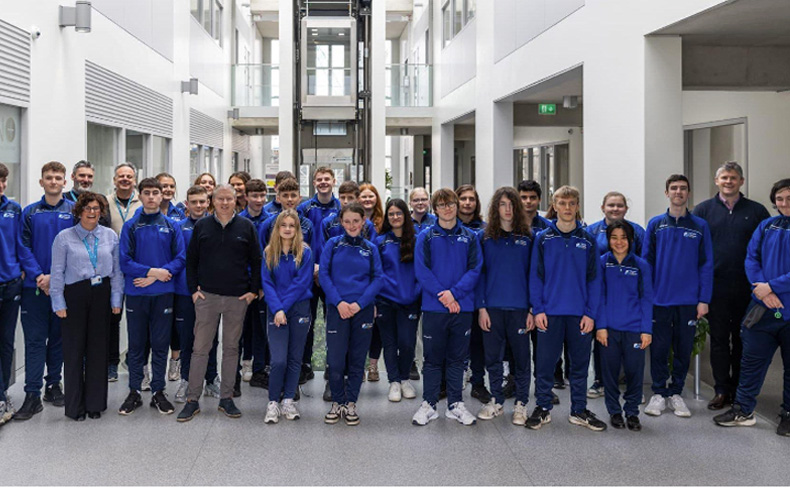 Class from Tyndall college in group photo